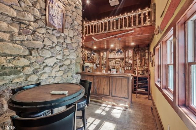 151 Lookout Rd, Mountain Lakes Boro, NJ 07046