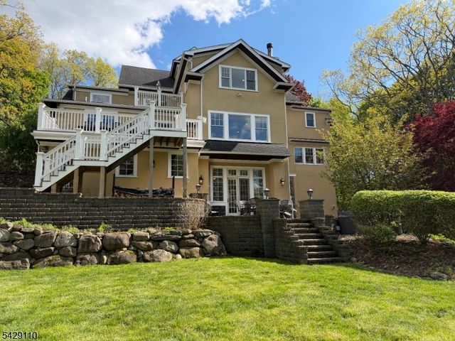 151 Lookout Rd, Mountain Lakes Boro, NJ 07046