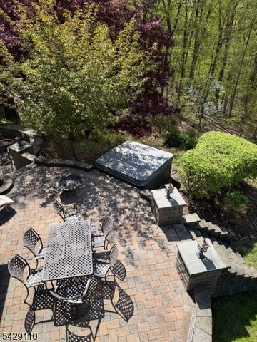 151 Lookout Rd, Mountain Lakes Boro, NJ 07046