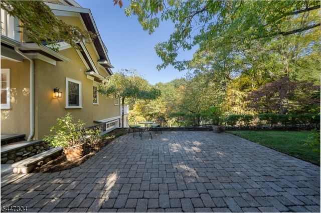 151 Lookout Rd, Mountain Lakes Boro, NJ 07046