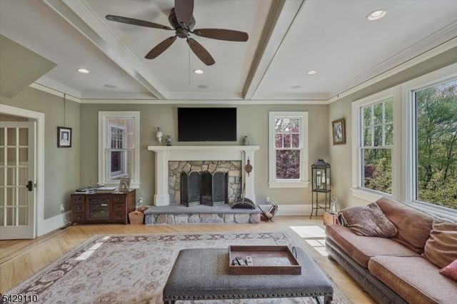 151 Lookout Rd, Mountain Lakes Boro, NJ 07046