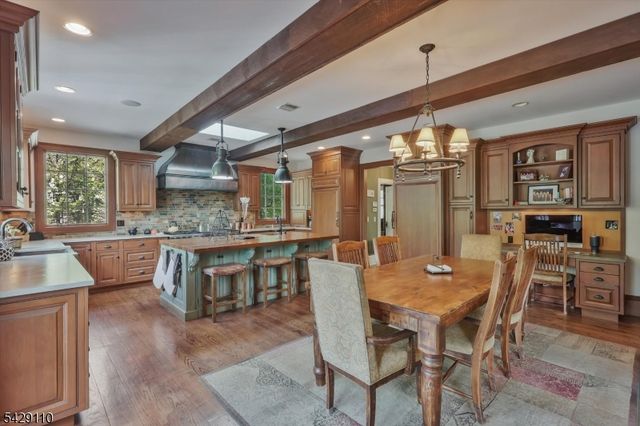 151 Lookout Rd, Mountain Lakes Boro, NJ 07046