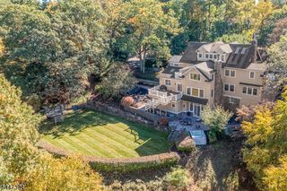 151 Lookout Rd, Mountain Lakes Boro, NJ 07046
