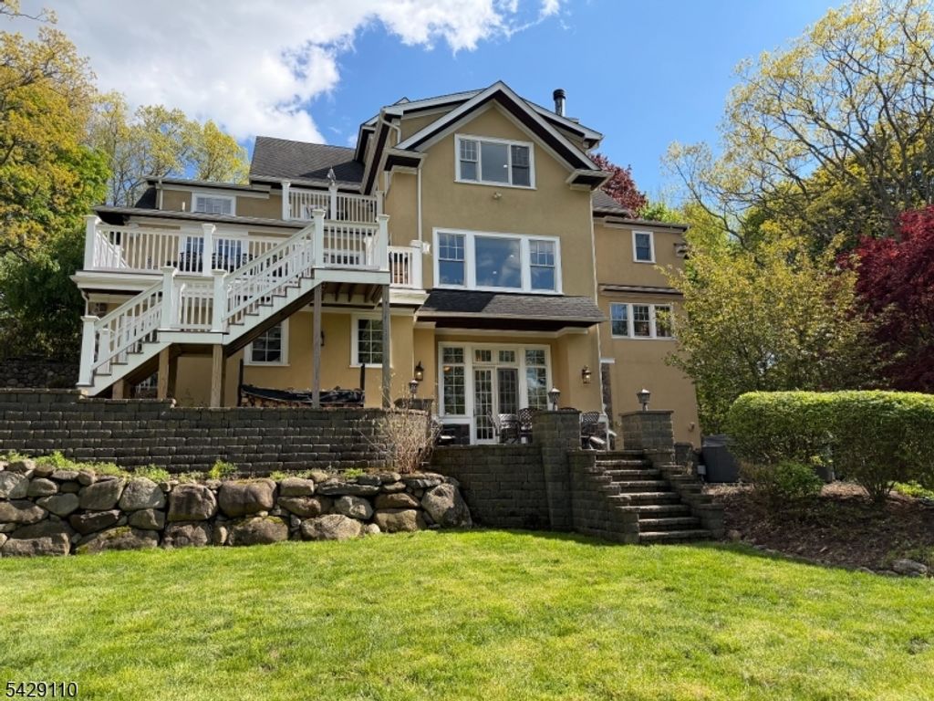 151 Lookout Rd, Mountain Lakes Boro, NJ 07046 — photo 2