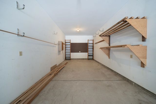 1837 N Mt Carmel, Wichita, KS 67203
