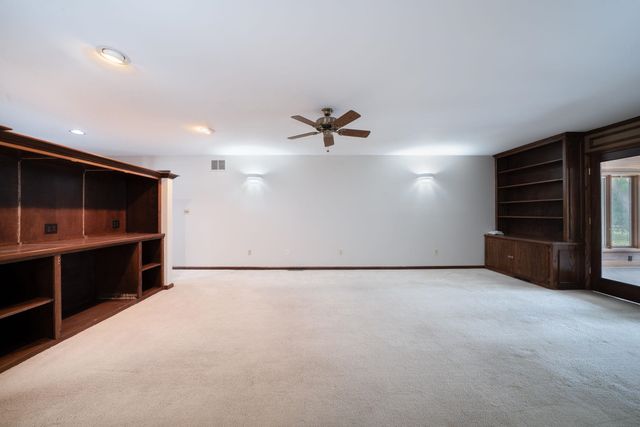 1837 N Mt Carmel, Wichita, KS 67203