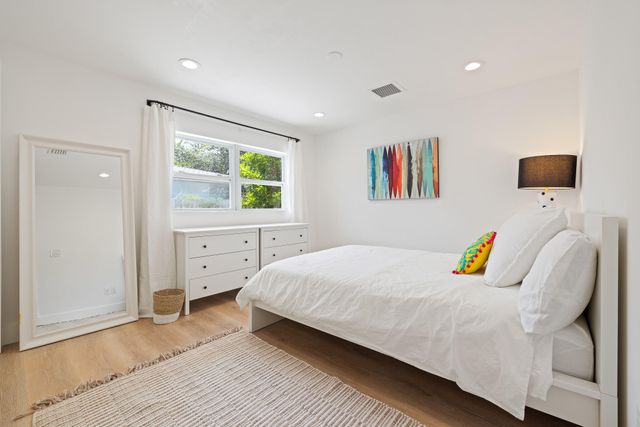 425 Tenth Avenue, Indialantic, FL 32903