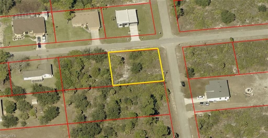 906 E 9th ST, LEHIGH ACRES, FL 33972 — exterior