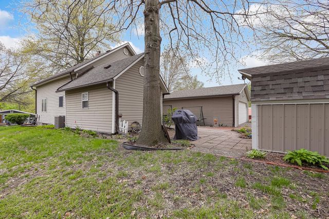 1112 Liberty Street, Pella, IA 50219