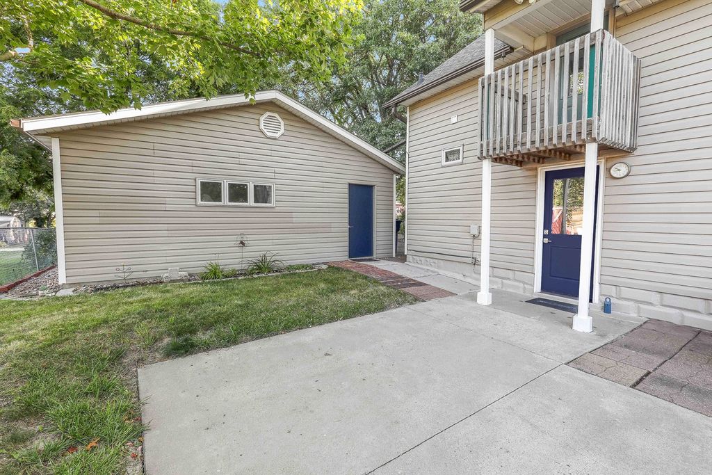 1112 Liberty Street, Pella, IA 50219