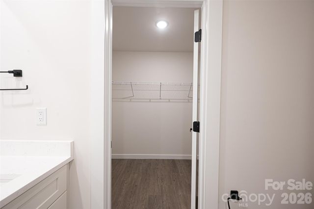 647 E Sharpe Street, Statesville, NC 28677