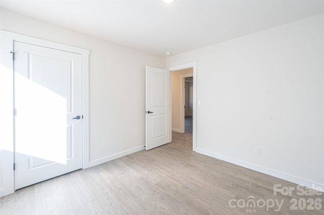 647 E Sharpe Street, Statesville, NC 28677