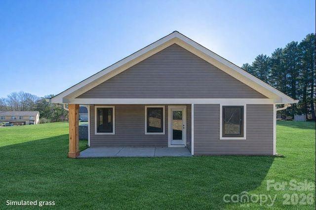 647 E Sharpe Street, Statesville, NC 28677