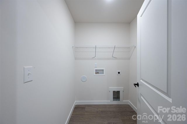 647 E Sharpe Street, Statesville, NC 28677