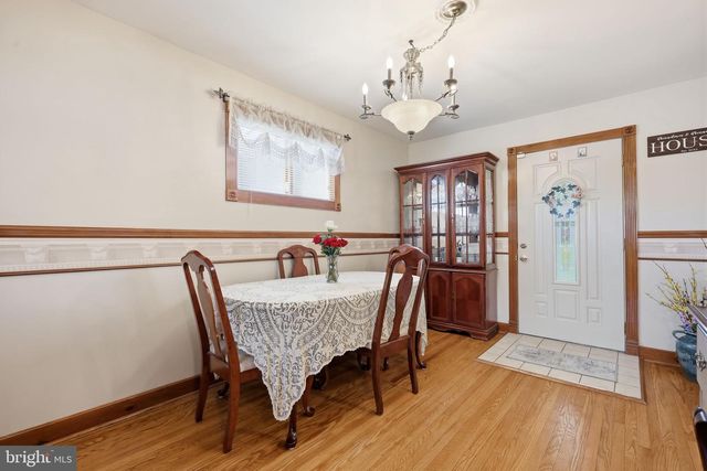 8000 COLFAX ST, Philadelphia, PA 19136