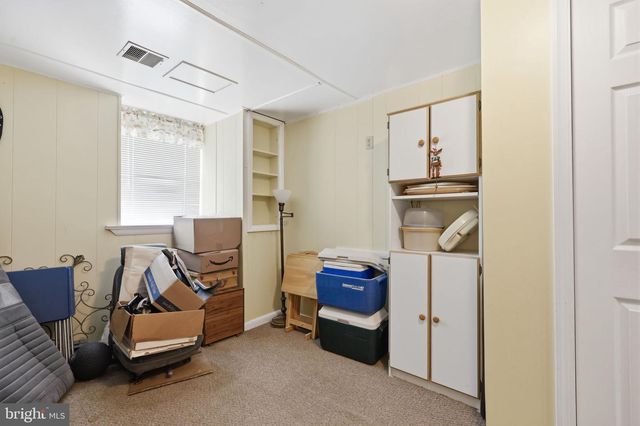 8000 COLFAX ST, Philadelphia, PA 19136