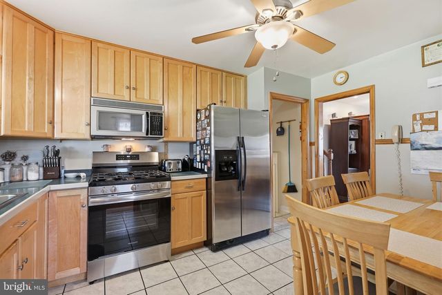 8000 COLFAX ST, Philadelphia, PA 19136