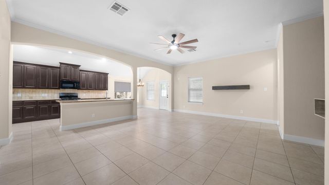 8403 Creekside Timbers Drive, Tomball, TX 77375