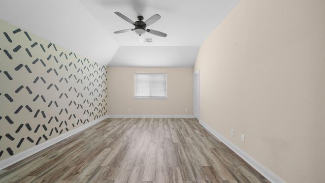 8403 Creekside Timbers Drive, Tomball, TX 77375