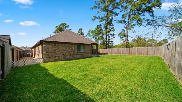8403 Creekside Timbers Drive, Tomball, TX 77375