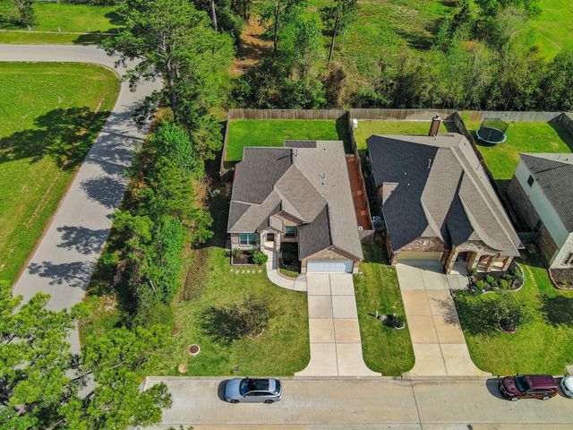 8403 Creekside Timbers Drive, Tomball, TX 77375