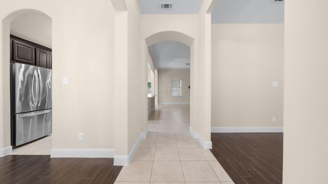 8403 Creekside Timbers Drive, Tomball, TX 77375