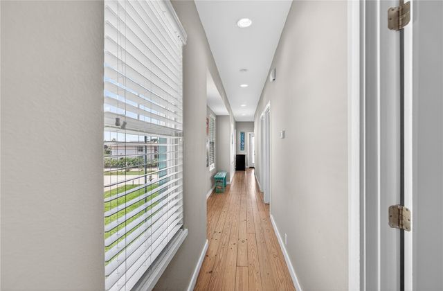 624 Banyan Beach Dr, Port Aransas, TX 78373