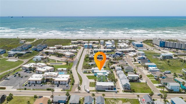 624 Banyan Beach Dr, Port Aransas, TX 78373