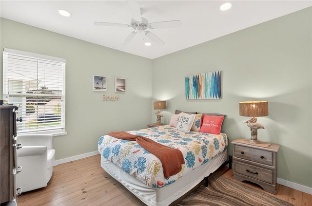 624 Banyan Beach Dr, Port Aransas, TX 78373