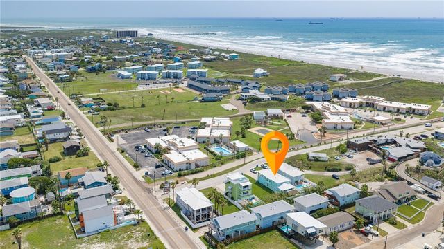 624 Banyan Beach Dr, Port Aransas, TX 78373