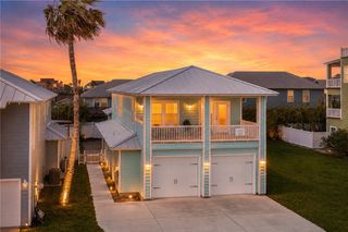 624 Banyan Beach Dr, Port Aransas, TX 78373