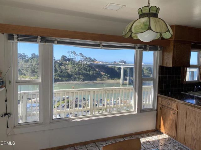 300 N Harbor Drive, Fort Bragg, CA 95437