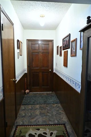 432 E Carson Lane, Mustang, OK 73064