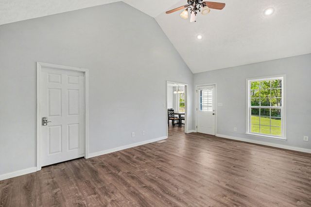 978 Sumerset Cir, Lewisburg, TN 37091