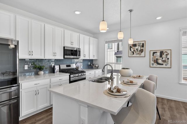 1592 Castle Creek Circle, Castle Rock, CO 80104