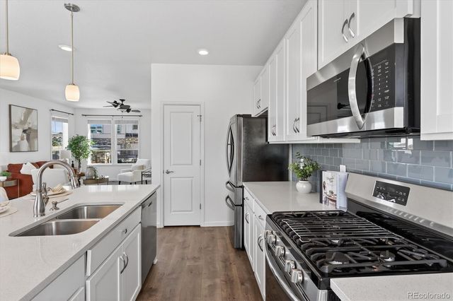 1592 Castle Creek Circle, Castle Rock, CO 80104