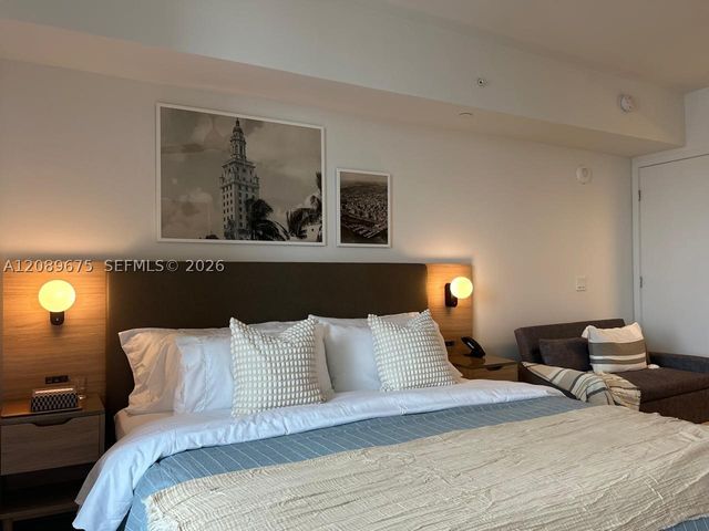159 NE 6th St 3206, Miami, FL 33132