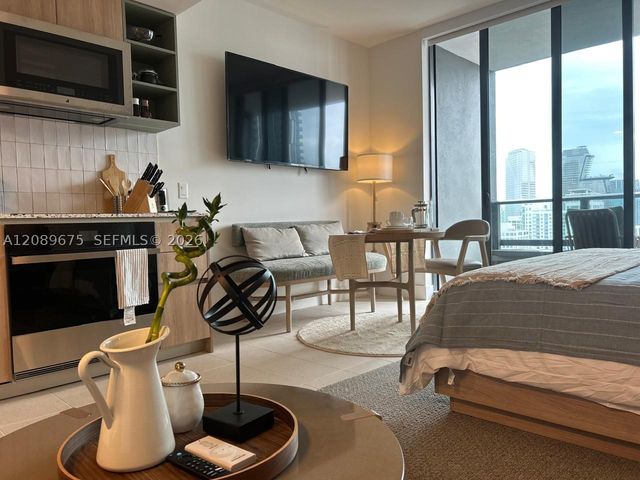 159 NE 6th St 3206, Miami, FL 33132