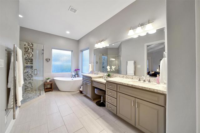 5902 Royal Hill Court, Houston, TX 77345