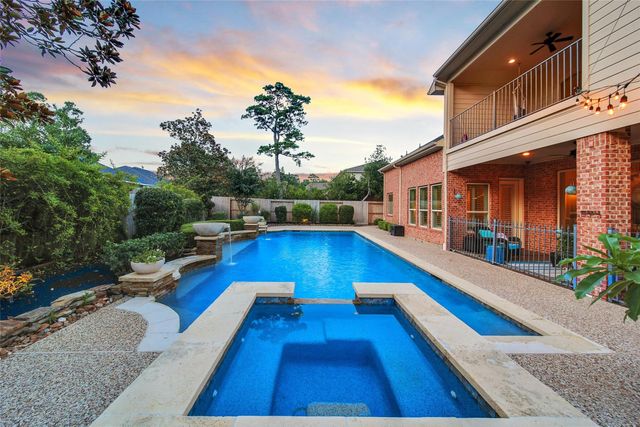 5902 Royal Hill Court, Houston, TX 77345