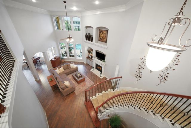 5902 Royal Hill Court, Houston, TX 77345