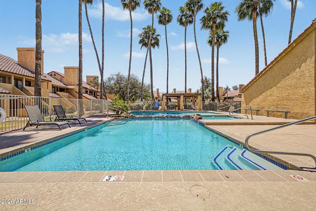 4901 S CALLE LOS CERROS Drive 264, Tempe, AZ 85282