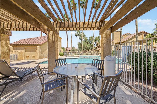 4901 S CALLE LOS CERROS Drive 264, Tempe, AZ 85282