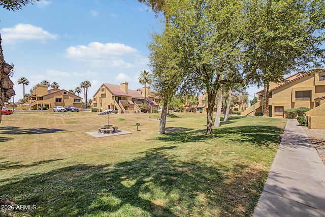 4901 S CALLE LOS CERROS Drive 264, Tempe, AZ 85282