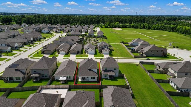10423 Rochester Hills Lane, Tomball, TX 77375