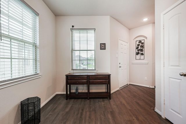 10423 Rochester Hills Lane, Tomball, TX 77375