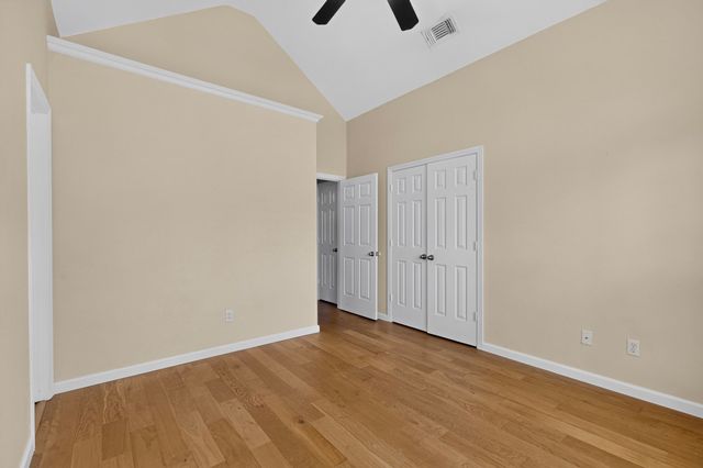 712 Regalwood Drive, Desoto, TX 75115