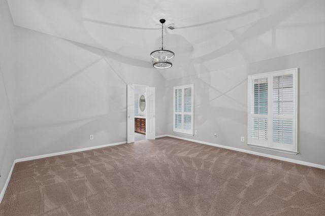 712 Regalwood Drive, Desoto, TX 75115