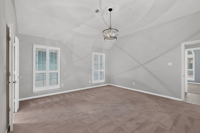 712 Regalwood Drive, Desoto, TX 75115