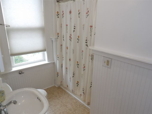 1345 DONATION Road, Erie, PA 16509